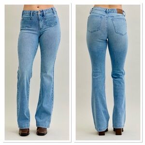 🩵Judy Blue Mid Rise Bootcut Jeans Contrast Wash & Front Patch Pockets